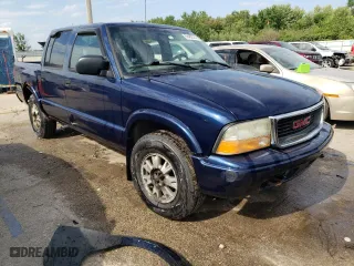 2002 GMC Sonoma SLS with VIN 1GTDT13W42K198720, listed as a Copart auction lot 59402374 with 106,175 mi miles and Salvage Title. Bid and sale history available at carsss.com. Image 4.
