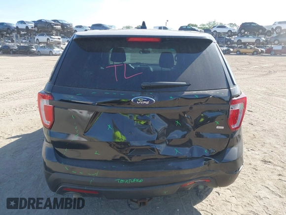 2016 Ford Utility Police Interceptor with VIN 1FM5K8AR6GGA04806, listed as a IAAI auction lot 41903514 with 146,178 mi miles. Bid and sale history available at carsss.com. Image 16.