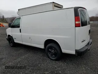 2006 Chevrolet Express Cargo with VIN 1GCHG35U961142376, listed as a Copart auction lot 47741725 with 268,409 mi miles and Clean title. Bid and sale history available at DreamBid. Image 2.