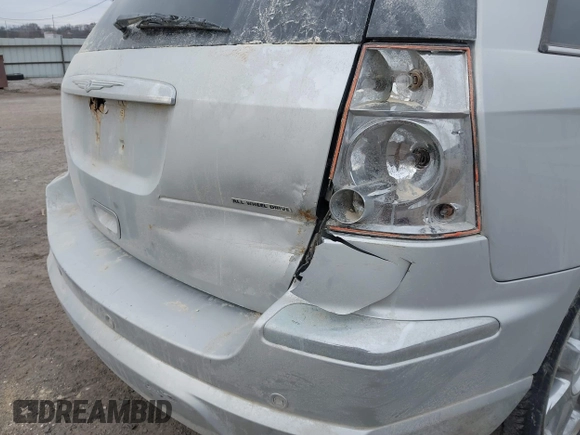 2008 Chrysler Pacifica Limited с VIN 2A8GF78X98R100762, выставлен на аукционе IAAI как лот 41462095 с пробегом 161 253 миль миль и . История ставок и продаж доступна на DreamBid. Изображение 6.