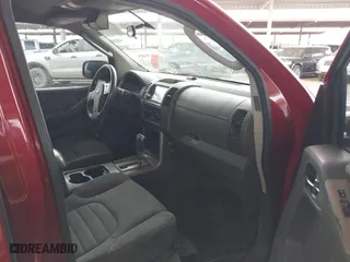 2011 Nissan Pathfinder SV with VIN 5N1AR1NNXBC609128, listed as a IAAI auction lot 41562304 with 198,176 mi miles. Bid and sale history available at carsss.com. Image 5.