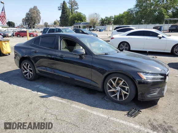 2020 Volvo S60 Momentum with VIN 7JR102FK0LG067719, listed as a Copart auction lot 48885814 with 53,904 mi miles. Bid and sale history available at carsss.com. Image 4.