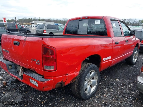 2003 Dodge Ram 1500 ST with VIN 1D7HU18DX3S293859, listed as a IAAI auction lot 41684118 with 999,999 mi miles. Bid and sale history available at carsss.com. Image 4.