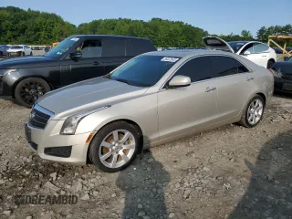 2013 Cadillac ATS z VIN 1G6AA5RA2D0125598, wystawiony jako Copart lot #59322645 z przebiegiem 184 589 mil mil oraz Czysty tytuł • Clean title. Historia ofert i sprzedaży dostępna na DreamBid. Obrazek 1.
