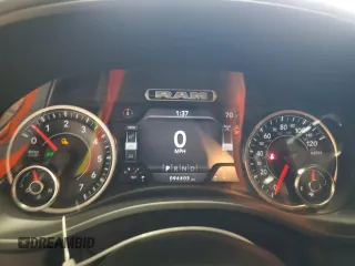 2019 Ram 1500 Big Horn z VIN 1C6RREFT5KN684441, wystawiony jako Copart lot #56464695 z przebiegiem 94 403 mil mil oraz Szkoda całkowita • Salvage title. Historia ofert i sprzedaży dostępna na DreamBid. Obrazek 9.