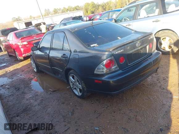 2004 Lexus IS 300/350 with VIN JTHBD192140094109, listed as a IAAI auction lot 41189464 with 357,801 mi miles and . Bid and sale history available at carsss.com. Image 3.