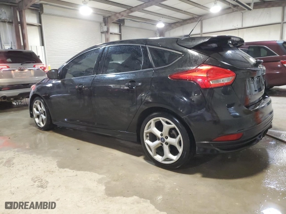 2015 Ford Focus ST with VIN 1FADP3L93FL313310, listed as a Copart auction lot 87825355 with 84,468 mi miles and Clean Title. Bid and sale history available at carsss.com. Image 2.