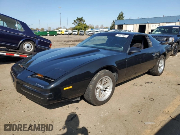 1989 Pontiac Firebird with VIN 1G2FS21E6KL245532, listed as a Copart auction lot 77085424 with 134,957 mi miles and Clean title. Bid and sale history available at DreamBid. Image 1.