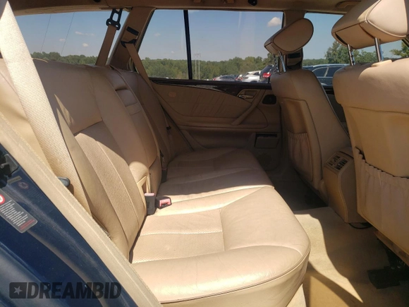 2001 Mercedes-Benz E-Class AWD with VIN WDBJH82J91X057063, listed as a Copart auction lot 70235274 with 174,846 mi miles and Salvage Title. Bid and sale history available at carsss.com. Image 11.