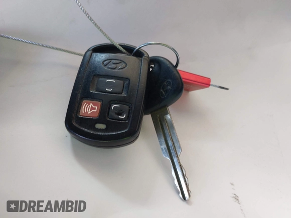 2006 Hyundai Elantra GLS z VIN KMHDN46D56U300313, wystawiony jako IAAI lot #42139258 z przebiegiem 128 623 mil mil oraz . Historia ofert i sprzedaży dostępna na DreamBid. Obrazek 11.