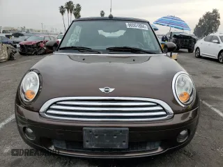 2009 MINI Convertible с VIN WMWMR335X9TU96627, выставлен на аукционе Copart как лот 86551094 с пробегом 91 843 миль миль и Чистый • Clean title. История ставок и продаж доступна на DreamBid. Изображение 5.