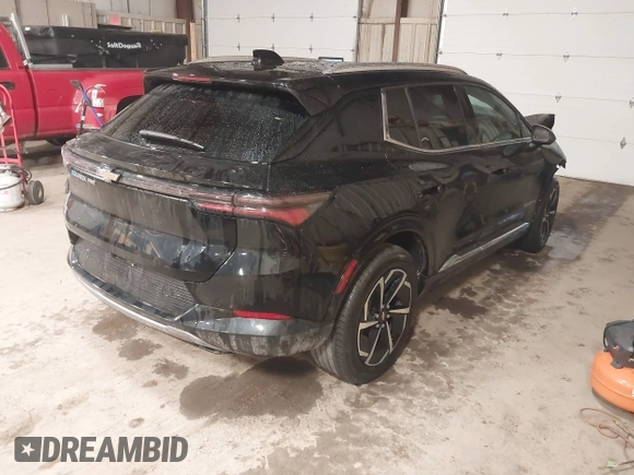 2024 Chevrolet Equinox EV LT z VIN 3GN7DLRR8RS296422, wystawiony jako IAAI lot #41770109 z przebiegiem 1702 mil mil oraz . Historia ofert i sprzedaży dostępna na DreamBid. Obrazek 4.