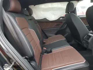 2024 Volkswagen Tiguan SEL R-Line with VIN 3VV4B7AX5RM141514, listed as a Copart auction lot 85454494 with 1,185 mi miles and Salvage Title. Bid and sale history available at carsss.com. Image 10.