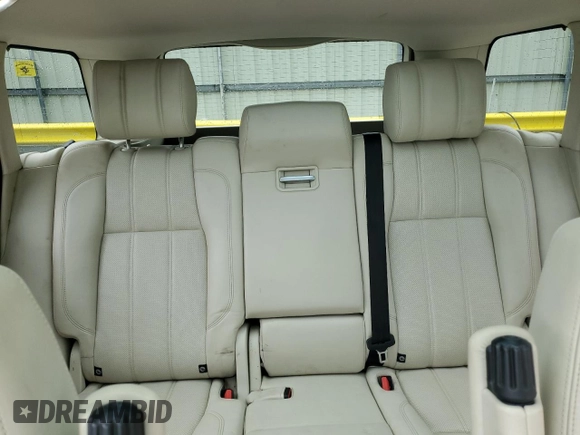 2014 Land Rover Range Rover HSE with VIN SALGS2WF7EA135776, listed as a Copart auction lot 61751015 with 87,108 mi miles and Clean title. Bid and sale history available at DreamBid. Image 10.
