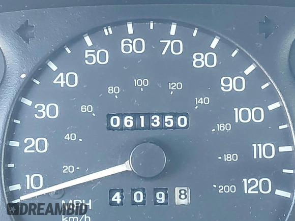 1999 Ford Escort SE with VIN 3FAFP15P6XR102047, listed as a IAAI auction lot 41686181 with 61,350 mi miles. Bid and sale history available at carsss.com. Image 16.