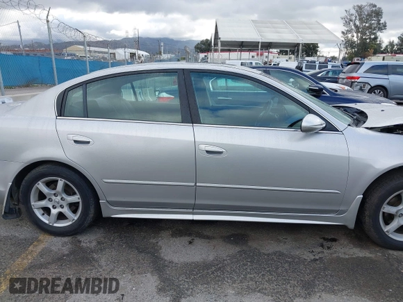 2006 Nissan Altima 2.5 with VIN 1N4AL11D66N366825, listed as a IAAI auction lot 41735284 with 169,131 mi miles. Bid and sale history available at carsss.com. Image 14.