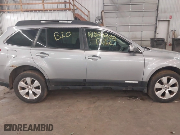 2011 Subaru Outback 2.5i Limited Pwr Moon with VIN 4S4BRBKC9B3430902, listed as a IAAI auction lot 41828288 with 149,683 mi miles. Bid and sale history available at carsss.com. Image 14.