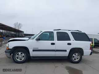 2001 Chevrolet Tahoe LT with VIN 1GNEC13T51R158637, listed as a IAAI auction lot 41718610 with 101,984 mi miles. Bid and sale history available at carsss.com. Image 14.