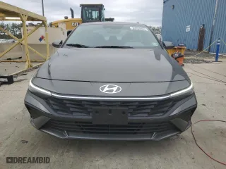 2024 Hyundai Elantra SEL with VIN KMHLM4DG7RU782198, listed as a Copart auction lot 53930335 with 3,218 mi miles and Salvage Title. Bid and sale history available at carsss.com. Image 5.