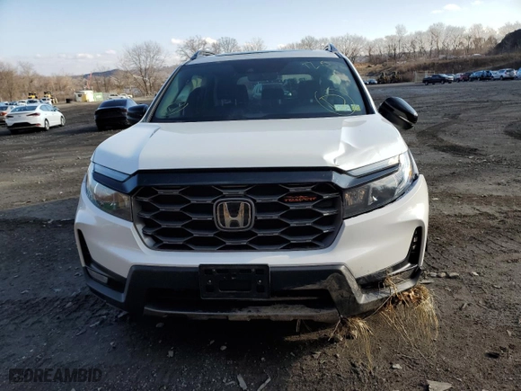2022 Honda Passport TrailSport with VIN 5FNYF8H69NB001312, listed as a Copart auction lot 35850053 with 15,415 mi miles. Bid and sale history available at carsss.com. Image 5.