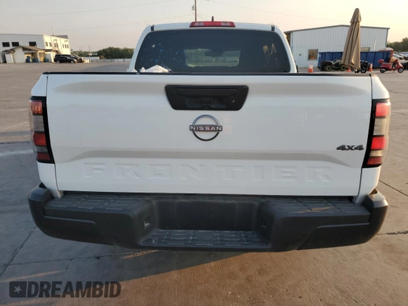 2024 Nissan Frontier S with VIN 1N6ED1EK5RN619667, listed as a Copart auction lot 67998274 with 1,422 mi miles and Salvage title. Bid and sale history available at DreamBid. Image 6.