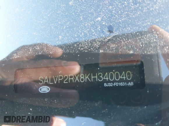 2019 Land Rover Range Rover Evoque SE with VIN SALVP2RX8KH340040, listed as a IAAI auction lot 41566233 with 91,642 mi miles. Bid and sale history available at carsss.com. Image 9.