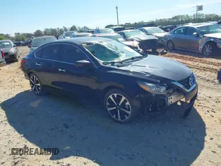 2018 Nissan Altima 2.5 SR with VIN 1N4AL3AP9JC228304, listed as a IAAI auction lot 41883035 with 53,168 mi miles. Bid and sale history available at carsss.com. Image 1.