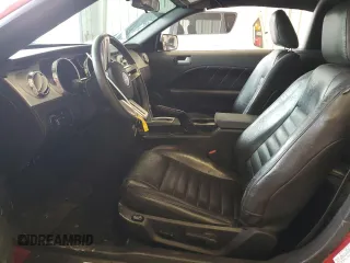 2008 Ford Mustang GT Deluxe z VIN 1ZVHT85H385156830, wystawiony jako Copart lot #57519415 z przebiegiem 114 722 mil mil oraz Tytuł czysty. Historia ofert i sprzedaży dostępna na DreamBid. Obrazek 7.