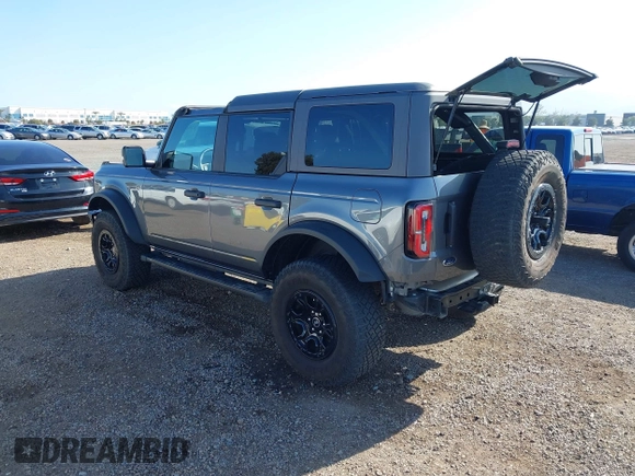 2022 Ford Bronco with VIN 1FMEE5DP9NLB37001, listed as a IAAI auction lot 41849280 with 12,780 mi miles. Bid and sale history available at carsss.com. Image 3.