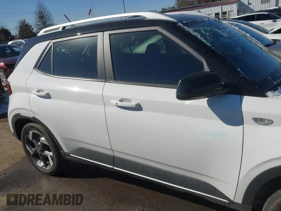 2024 Hyundai Venue SEL with VIN KMHRC8A30RU283085, listed as a IAAI auction lot 41366495 with 22,295 mi miles and . Bid and sale history available at DreamBid. Image 13.