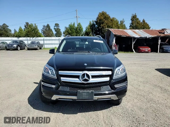 2014 Mercedes-Benz GL 450 z VIN 4JGDF7CE0EA426199, wystawiony jako Copart lot #52172115 z przebiegiem 114 749 mil mil oraz Szkoda całkowita • Salvage title. Historia ofert i sprzedaży dostępna na DreamBid. Obrazek 12.