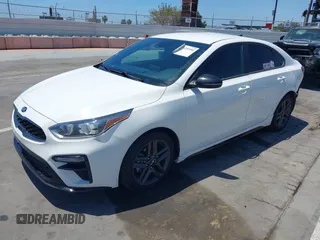 2021 Kia Forte GT-Line with VIN 3KPF34AD8ME284470, listed as a IAAI auction lot 42325550 with 40,600 mi miles and . Bid and sale history available at DreamBid. Image 18.