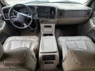 2000 Chevrolet Suburban LT with VIN 3GNFK16T2YG186019, listed as a Copart auction lot 80008534 with 260,589 mi miles and Clean Title. Bid and sale history available at carsss.com. Image 8.