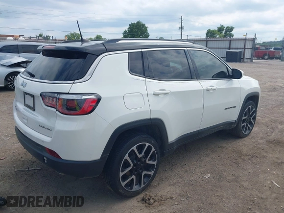 2018 Jeep Compass Limited with VIN 3C4NJDCBXJT298469, listed as a IAAI auction lot 42393665 with 61,589 mi miles and . Bid and sale history available at DreamBid. Image 4.