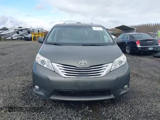 2011 Toyota Sienna XLE with VIN 5TDDK3DCXBS003666, listed as a IAAI auction lot 41807992 with 156,699 mi miles. Bid and sale history available at carsss.com. Image 12.