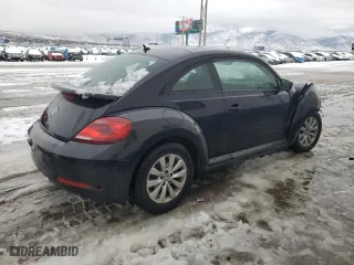 2017 Volkswagen Beetle 1.8T Fleet with VIN 3VWF17AT5HM602715, listed as a Copart auction lot 84302924 with 0 mi miles and Salvage Title. Bid and sale history available at carsss.com. Image 3.