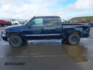 2006 GMC Sierra 1500 SLE1 z VIN 2GTEC13T561238691, wystawiony jako IAAI lot #41579152 z przebiegiem 147 026 mil mil oraz . Historia ofert i sprzedaży dostępna na DreamBid. Obrazek 14.