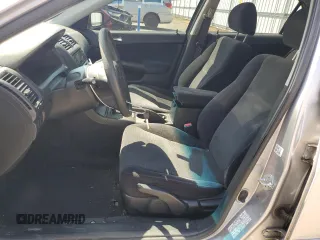 2003 Honda Accord LX z VIN JHMCM56383C028551, wystawiony jako Copart lot #58044885 z przebiegiem 210 800 mil mil oraz Szkoda całkowita • Salvage title. Historia ofert i sprzedaży dostępna na DreamBid. Obrazek 7.