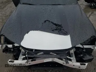 2019 Alfa Romeo Giulia z VIN ZARFAMAN4K7606393, wystawiony jako Copart lot #48740285 z przebiegiem 42 152 mil mil oraz Szkody całkowita. Historia ofert i sprzedaży dostępna na DreamBid. Obrazek 11.