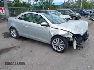 2012 Volkswagen Eos Komfort with VIN WVWBW7AHXCV006075, listed as a IAAI auction lot 42054520 with 104,037 mi miles and . Bid and sale history available at DreamBid. Image 1.