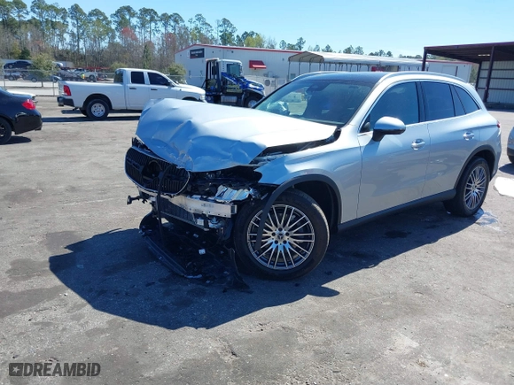 2024 Mercedes-Benz GLC with VIN W1NKM4GB4RF172935, listed as a IAAI auction lot 41693970 with 1,949 mi miles. Bid and sale history available at carsss.com. Image 17.