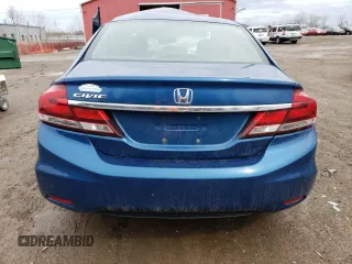 2015 Honda Civic LX z VIN 2HGFB2F52FH022025, wystawiony jako Copart lot #61791635 z przebiegiem Nie podano mil oraz Szkoda całkowita • Salvage title. Historia ofert i sprzedaży dostępna na DreamBid. Obrazek 6.