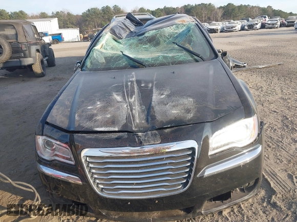 2014 Chrysler 300 with VIN 2C3CCAEGXEH120136, listed as a IAAI auction lot 41020040 with 125,887 mi miles. Bid and sale history available at carsss.com. Image 12.