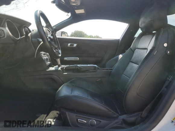 2019 Ford Mustang EcoBoost with VIN 1FA6P8TH5K5132186, listed as a Copart auction lot 62317015 with 97,816 mi miles and Salvage title. Bid and sale history available at DreamBid. Image 7.
