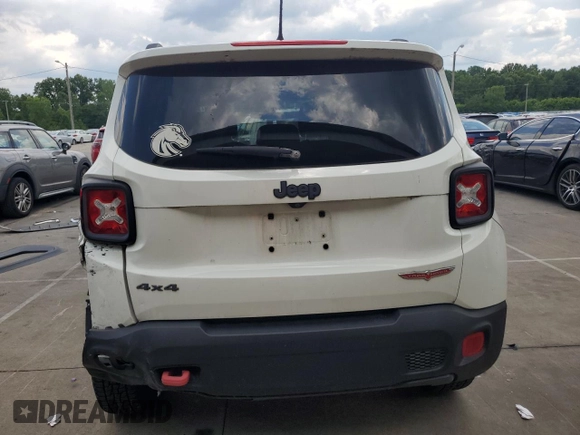 2016 Jeep Renegade Trailhawk z VIN ZACCJBCT9GPC89105, wystawiony jako Copart lot #62579715 z przebiegiem 136 167 mil mil oraz Szkoda całkowita • Salvage title. Historia ofert i sprzedaży dostępna na DreamBid. Obrazek 6.
