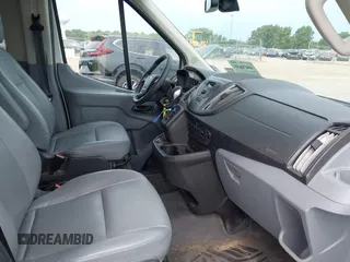 2017 Ford Transit Passenger XL z VIN 1FMZK1CM9HKA28283, wystawiony jako IAAI lot #39970695 z przebiegiem 151 916 mil mil oraz . Historia ofert i sprzedaży dostępna na DreamBid. Obrazek 5.