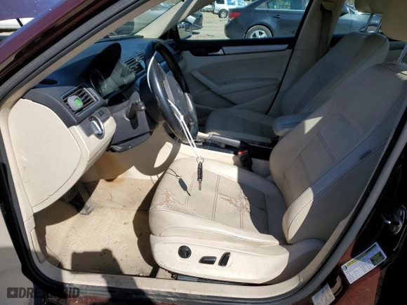 2014 Volkswagen Passat Wolfsburg Ed with VIN 1VWAT7A33EC096691, listed as a Copart auction lot 46219345 with 197,679 mi miles and Salvage Title. Bid and sale history available at carsss.com. Image 7.