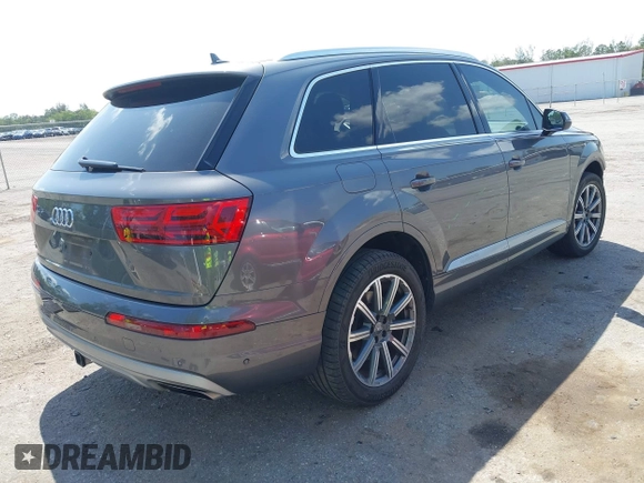 2019 Audi Q7 Premium Plus z VIN WA1LAAF70KD020498, wystawiony jako IAAI lot #41976990 z przebiegiem 91 643 mil mil oraz . Historia ofert i sprzedaży dostępna na DreamBid. Obrazek 4.