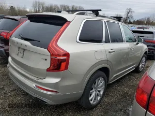 2016 Volvo XC90 T6 Momentum with VIN YV4A22PK8G1071823, listed as a Copart auction lot 45148495 with 125,215 mi miles and Clean Title. Bid and sale history available at carsss.com. Image 3.