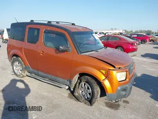 2006 Honda Element EX-P with VIN 5J6YH18746L010874, listed as a IAAI auction lot 40560364 with 222,233 mi miles. Bid and sale history available at carsss.com. Image 1.